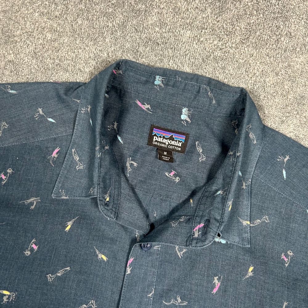 Patagonia Button Down Short Sleeve Mens Surfer Print Organic Cotton Shirt Navy M - Picture 2 of 11